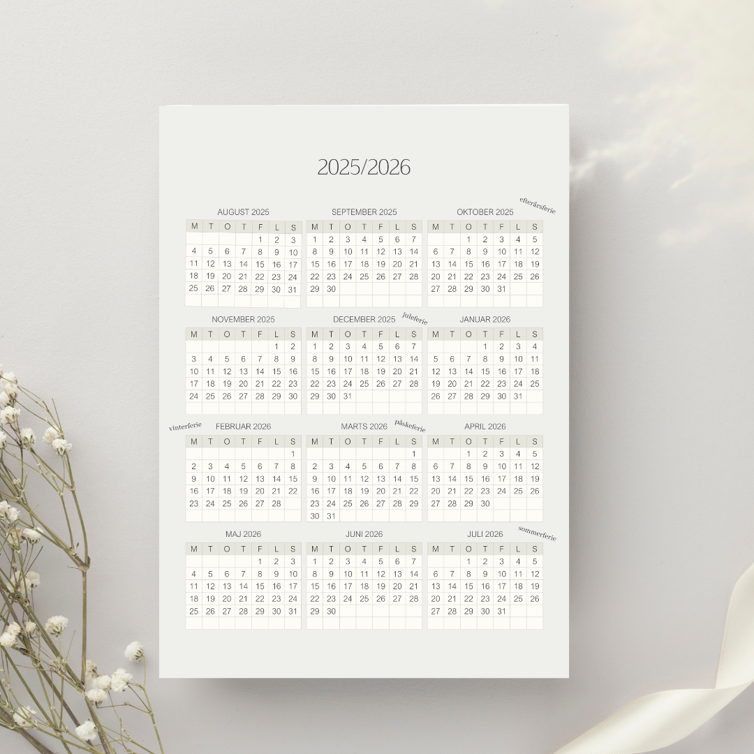 Kalender 2025/2026 – minimalistisk og printbar